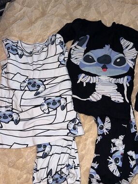 Disney Kids Mummy Stitch Pajama Set - Black & White